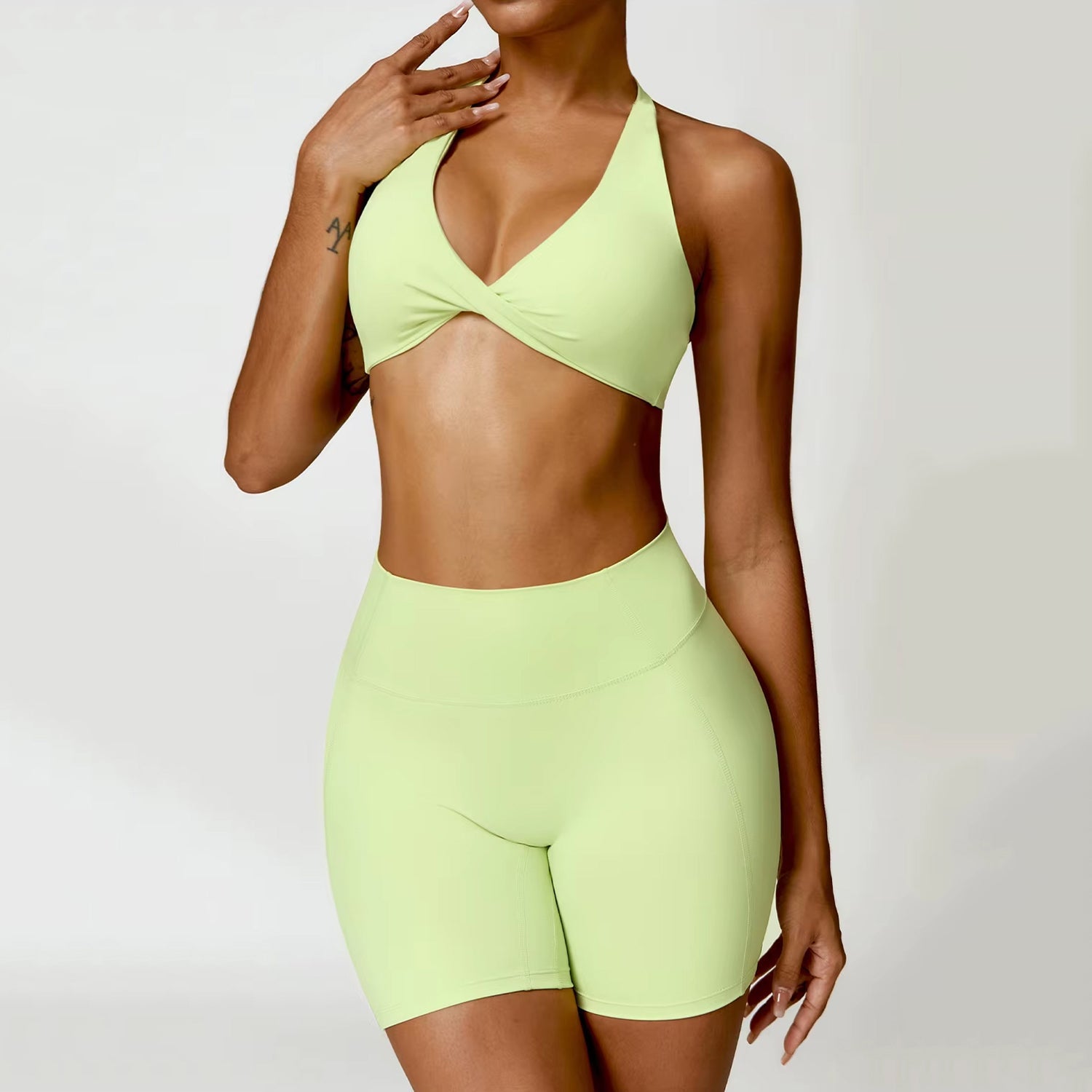 Burgu Bra Biker Şort Takım