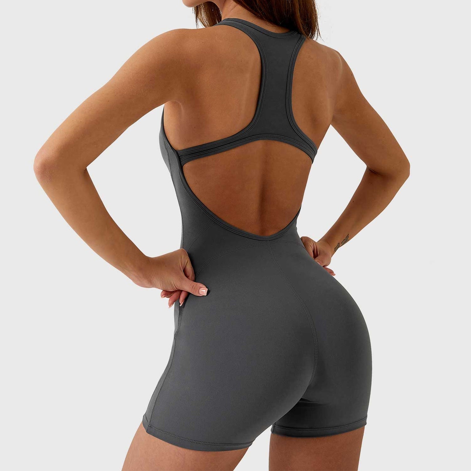 Sırt Detaylı Şort Tulum