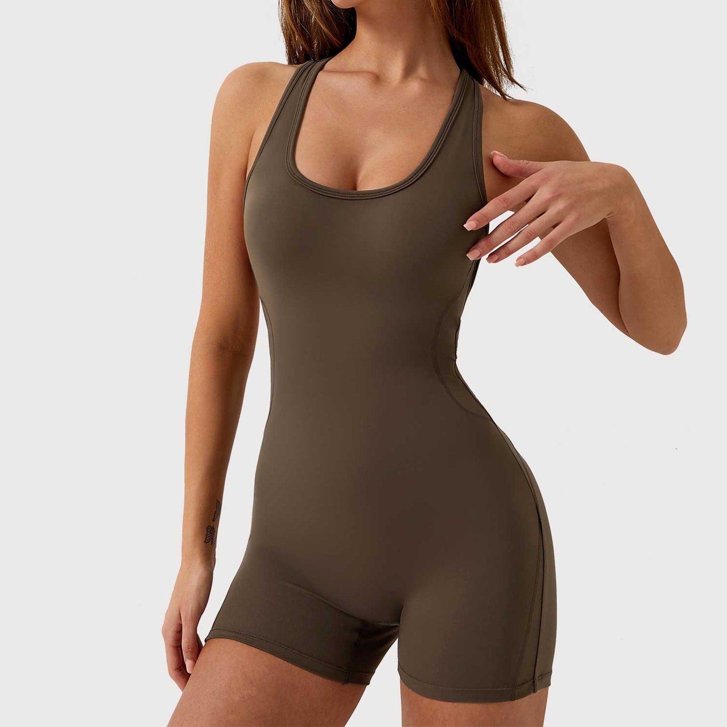 Sırt Detaylı Şort Tulum