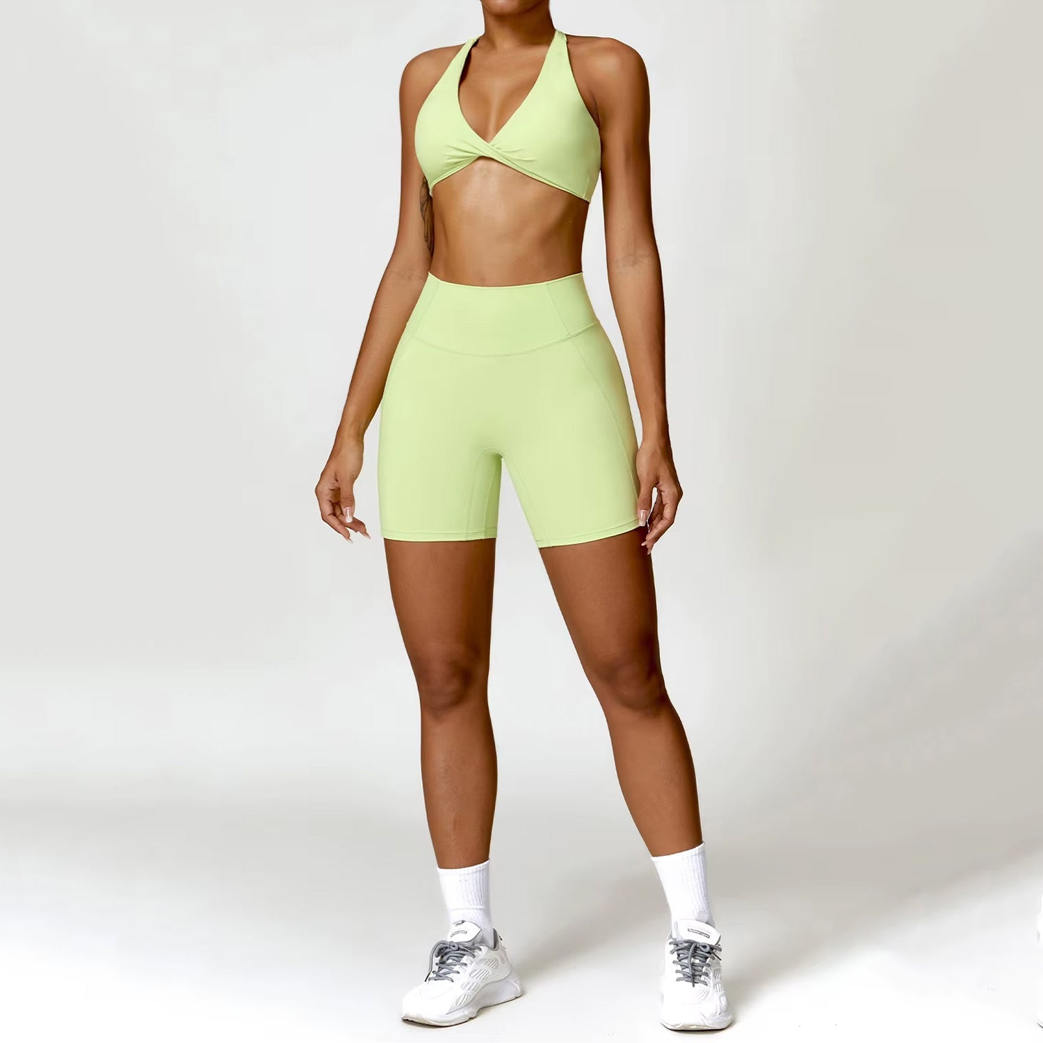 Burgu Bra Biker Şort Takım