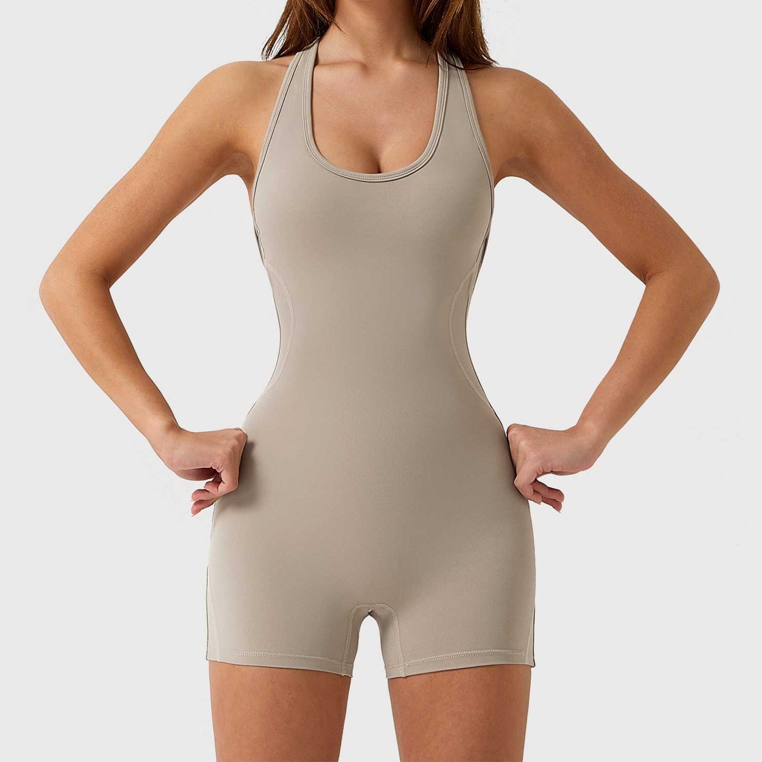 Sırt Detaylı Şort Tulum