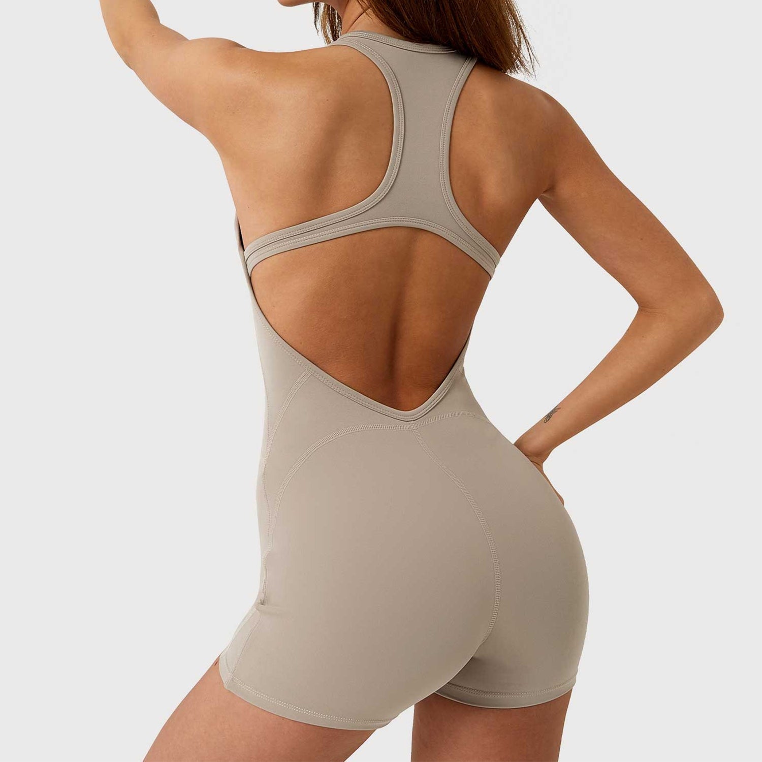 Sırt Detaylı Şort Tulum