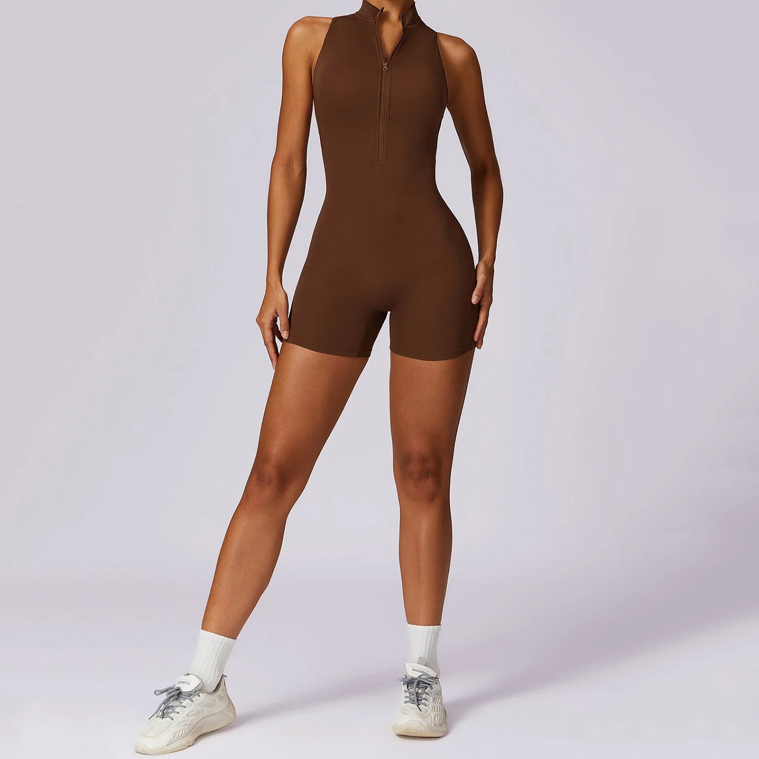 Sırt Detaylı Fermuarlı Büzgü Şort Tulum