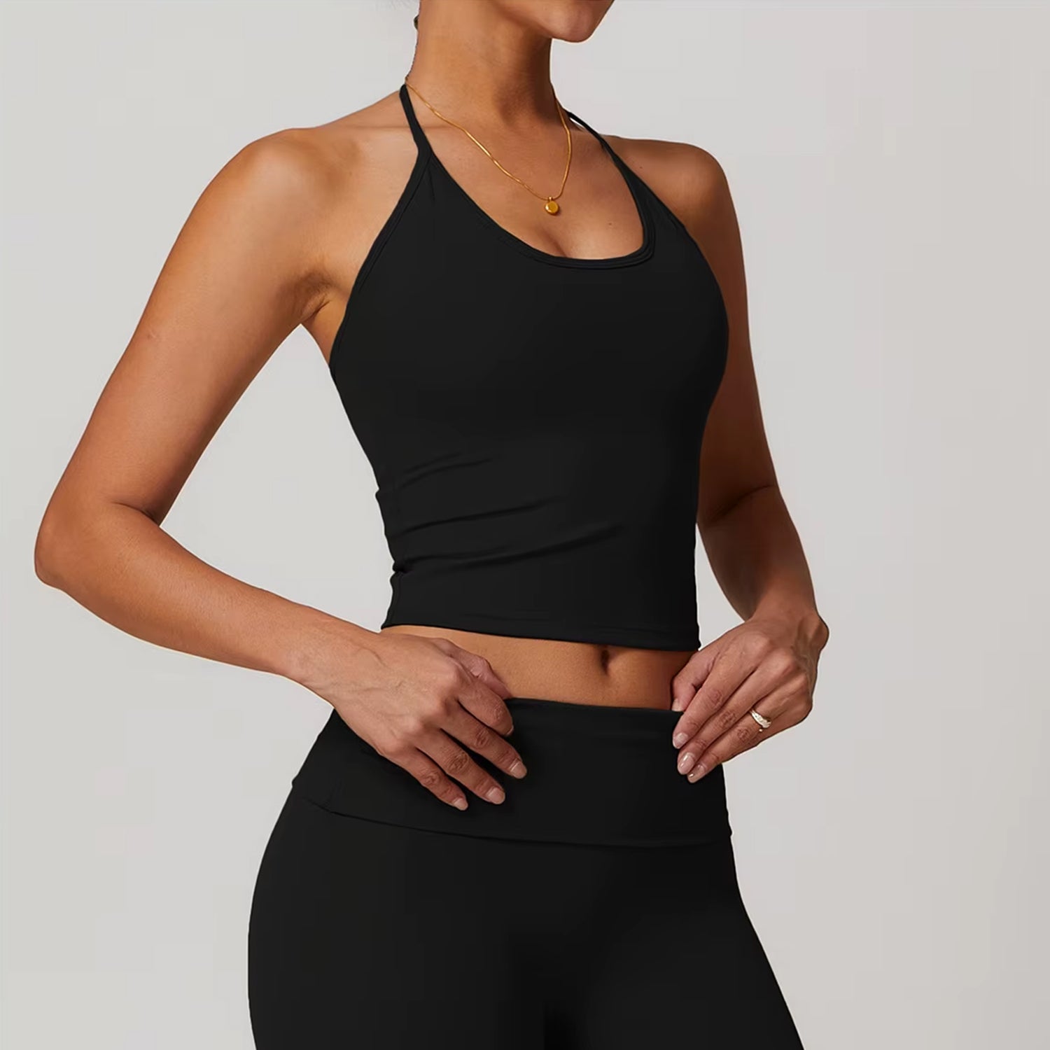 İpli Boyundan Bağlamalı Atlet