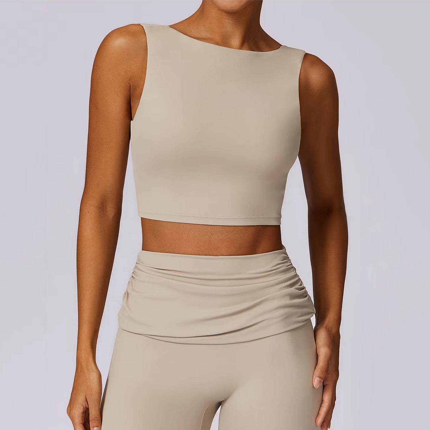 Sırt Dekolteli Crop